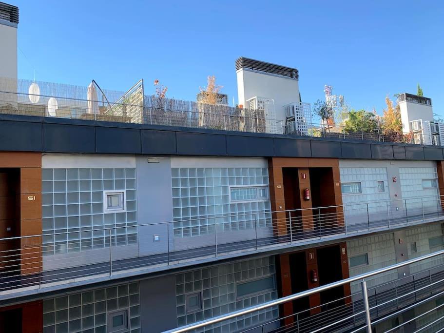 Appartamento Loft Con Terraza, Parking Y Piscina En Verano-sebcan Madrid